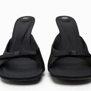 Zara Black Mules Sleek Minimalist Design- Size (42)